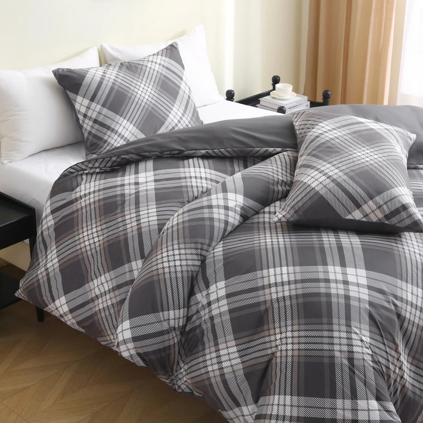 Diamond Hash Check Complete Bedding Set